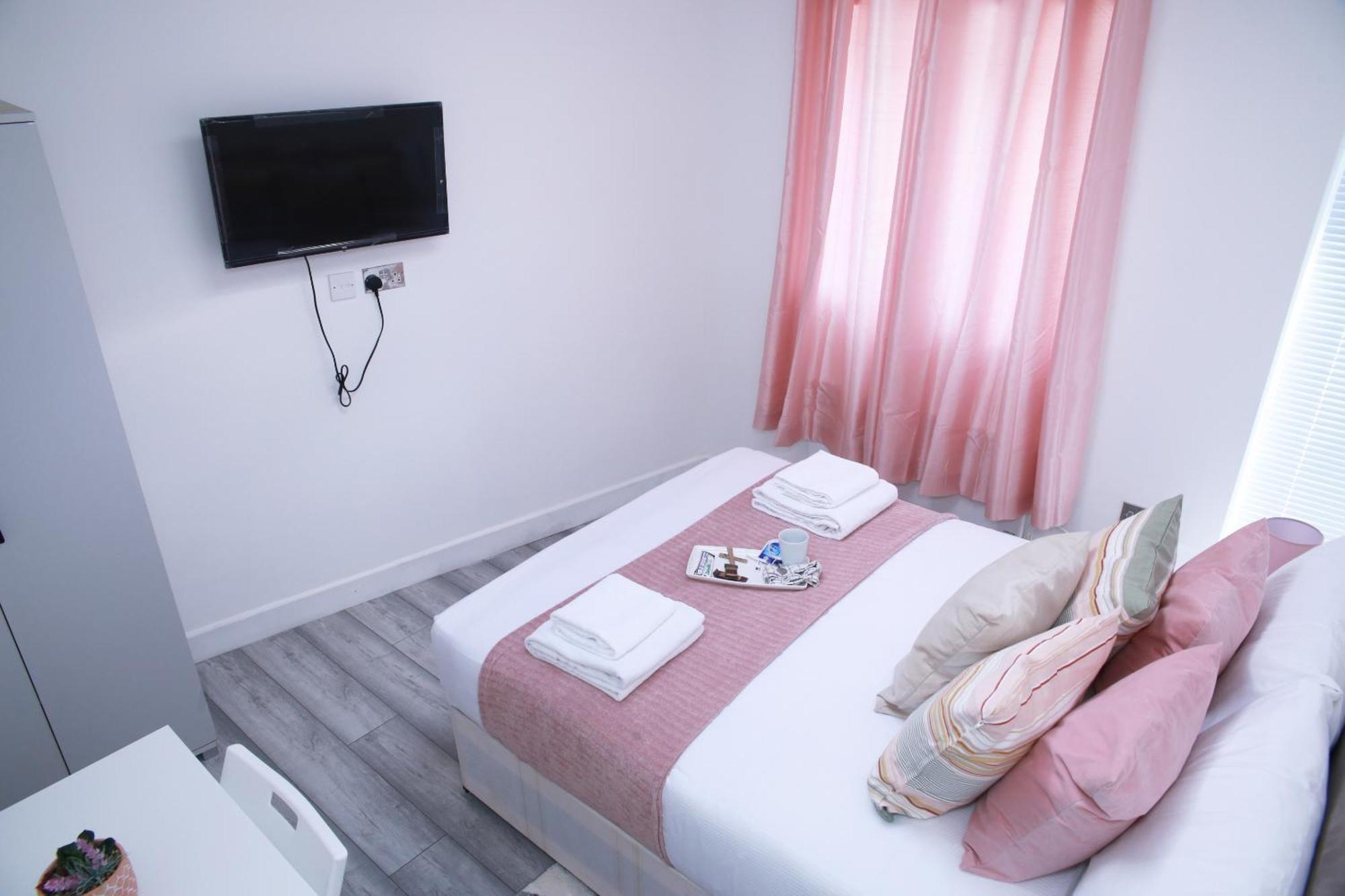 Harrow Luxury Flat With Free Parking. Apartment London Luaran gambar